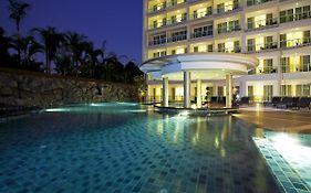 Centara Nova Hotel Pattaya 4*